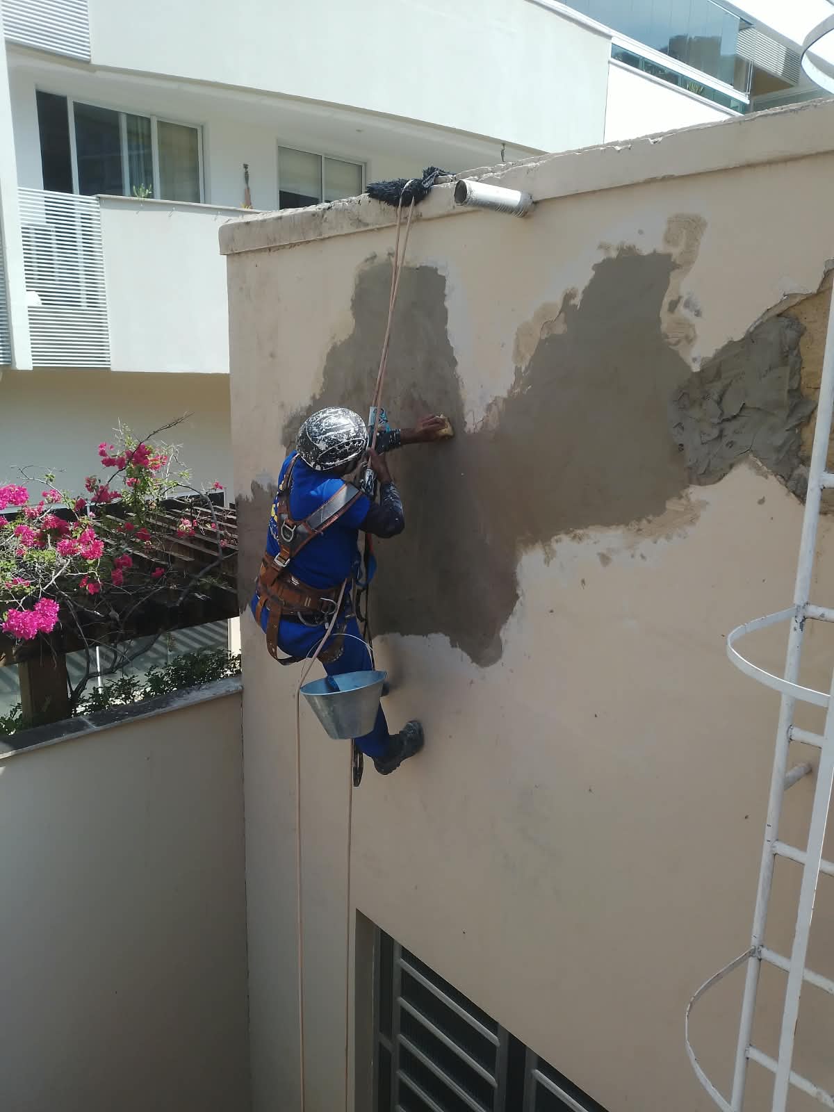 Serviços nas alturas